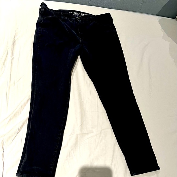 American Eagle Outfitters Denim - American Eagle Outfitter’s 360 super stretch Hi Rise Jegging. Black, size 16.